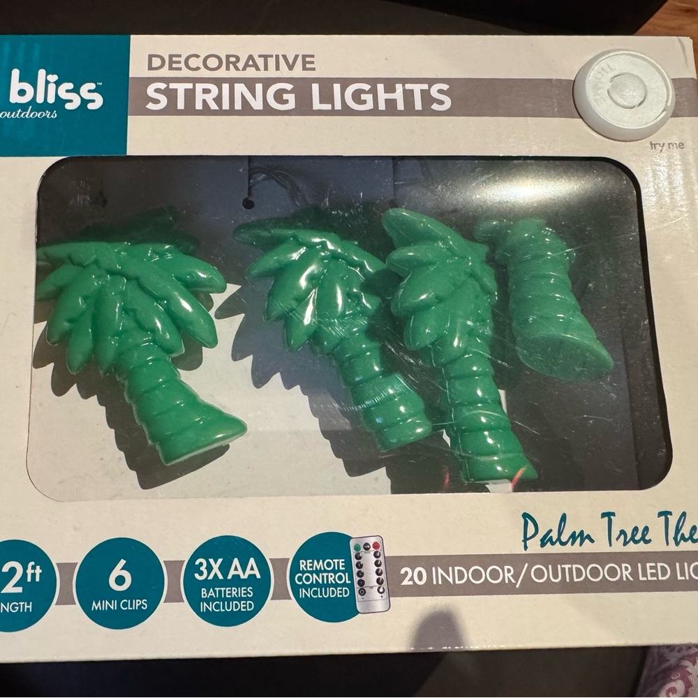Bliss Green Palm Tree String Lights